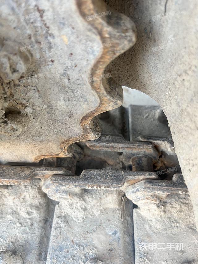 单侧履带整体（整机外观）