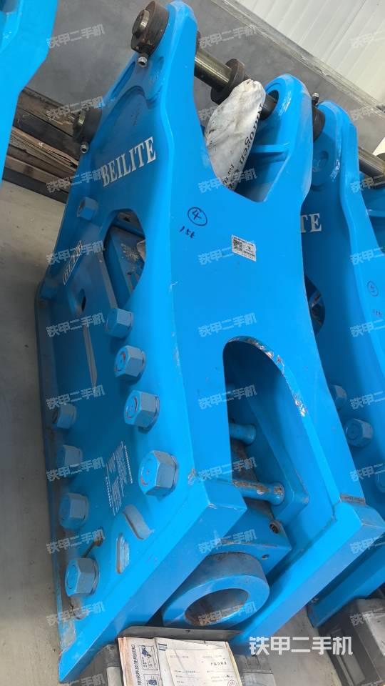 整机左侧（设备外观及核心部件）