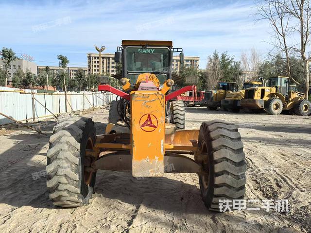 整机左侧（设备外观及核心部件）