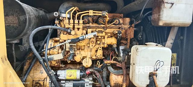 发动机整体俯视（整机外观）