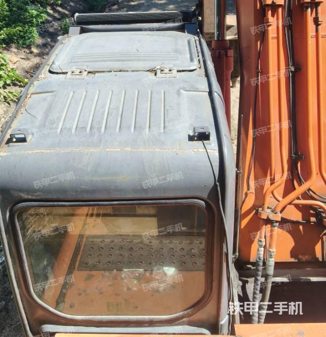 駕駛室頂部（整機(jī)外觀）