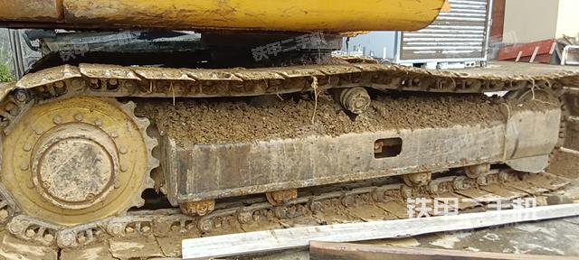 单侧履带整体（整机外观）