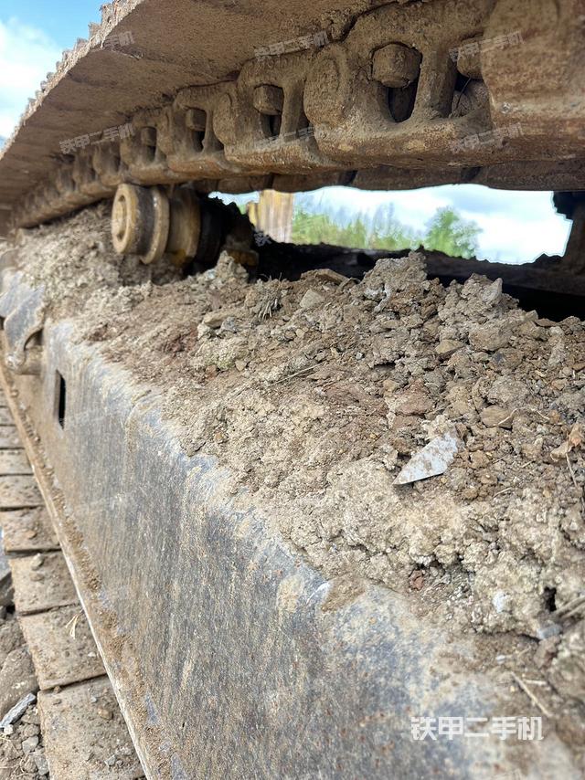 单侧履带整体（整机外观）