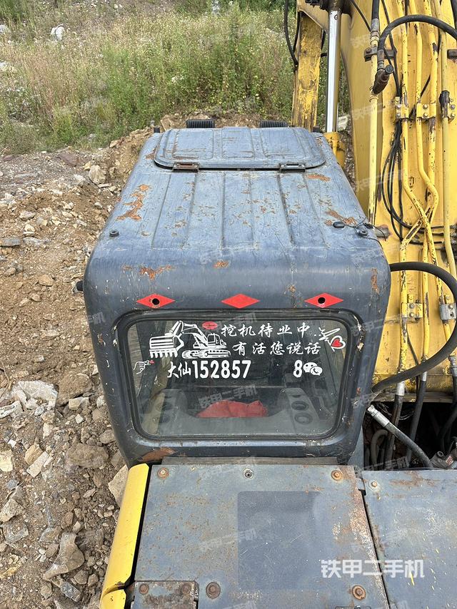 驾驶室顶部（整机外观）