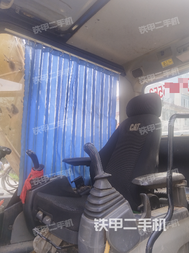 驾驶室整体（整机外观）