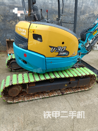 单侧履带整体（整机外观）