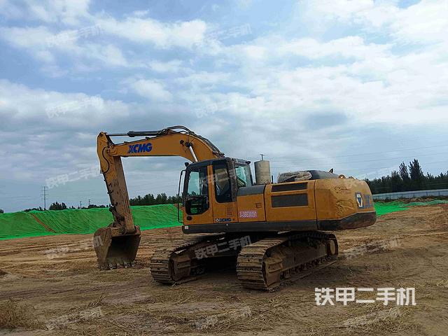 驾驶室整体（整机外观）