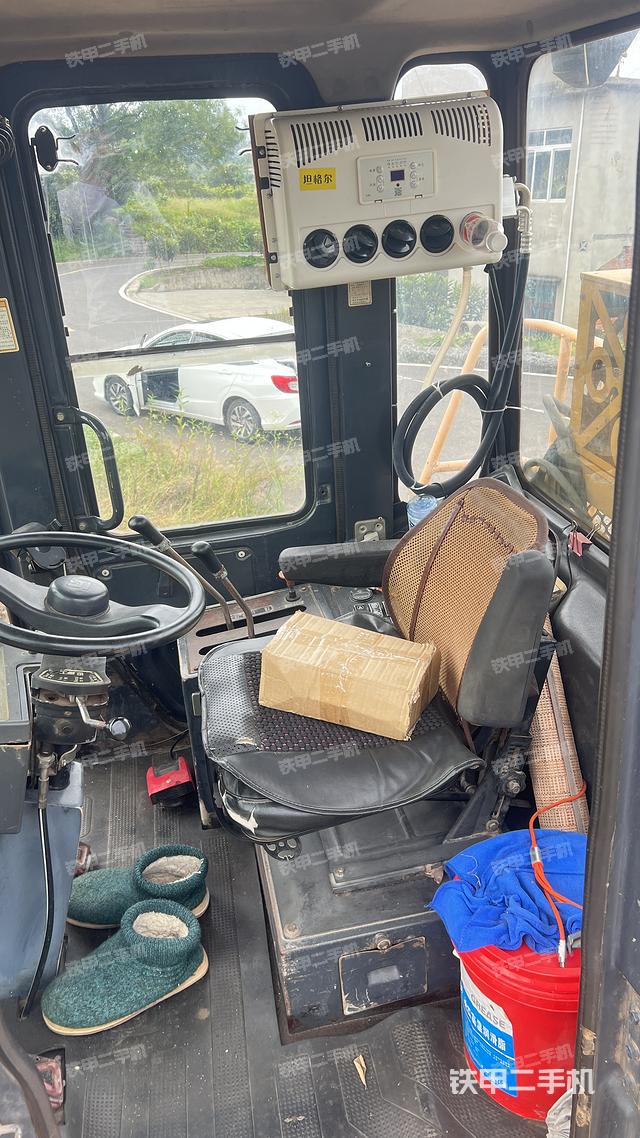 驾驶室工作台（整机外观及大件）