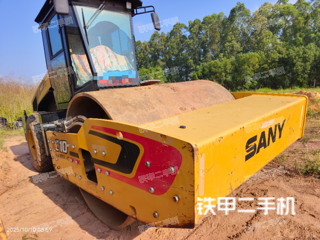 三一重工SSR220C-10压路机实拍图片