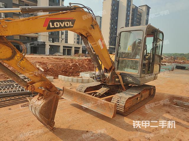雷沃重工FR60F國四挖掘機(jī)