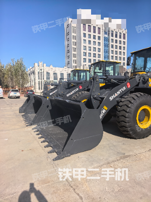 工作装置整体（整机外观及大件）