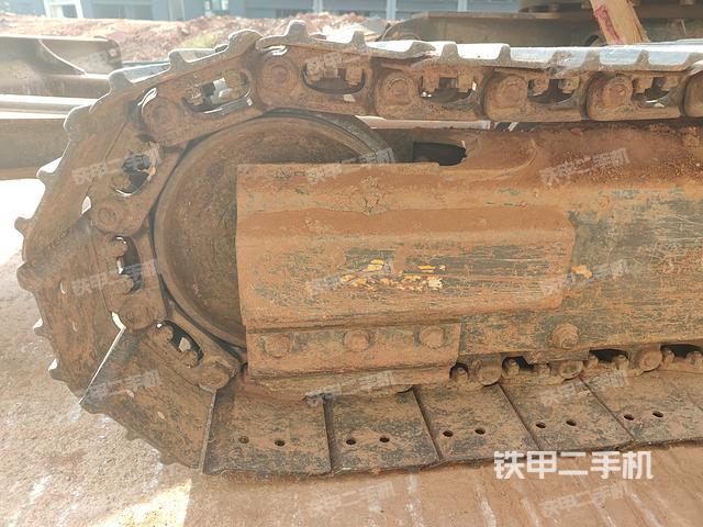 单侧履带整体（整机外观）