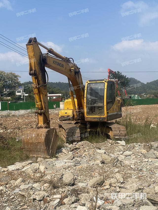 現(xiàn)代R150LC-9挖掘機(jī)