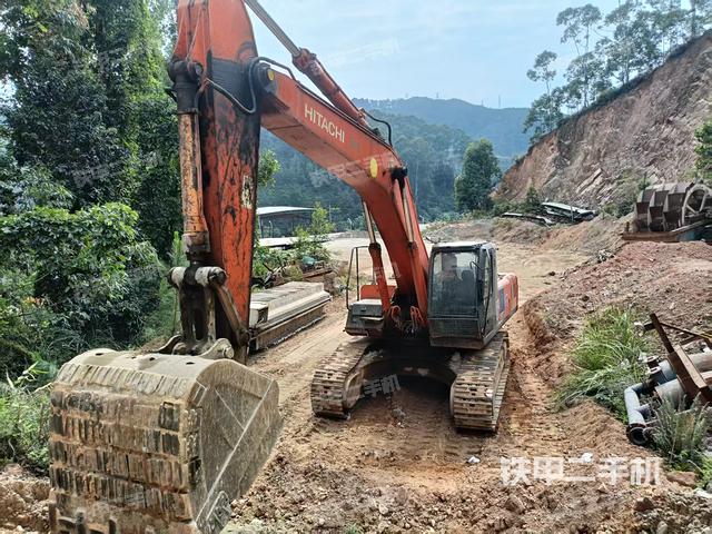 日立ZX350-6A国四挖掘机