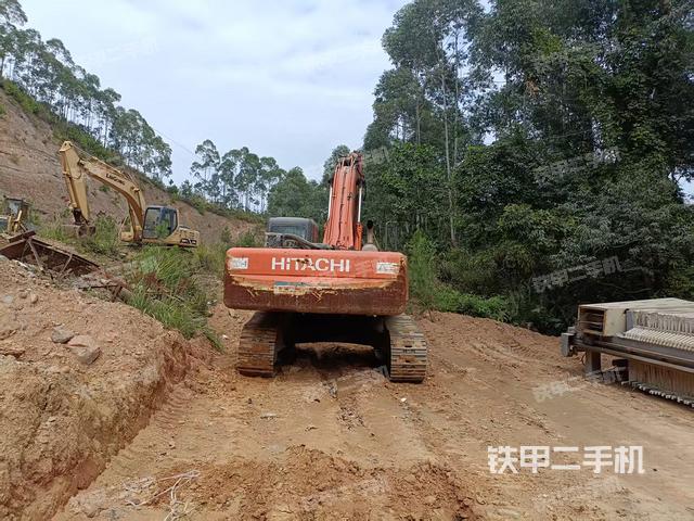 整机右后45°(整机外观) 整机右后45°(整机外观)