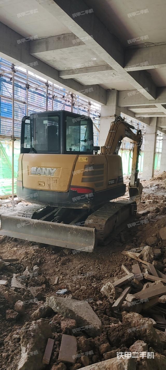 整机右后45°(整机外观) 整机右后45°(整机外观)