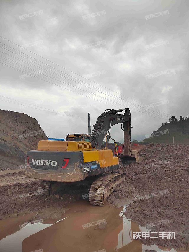 整机右后45°（整机外观）