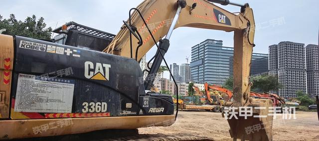 整机右后45°（整机外观）