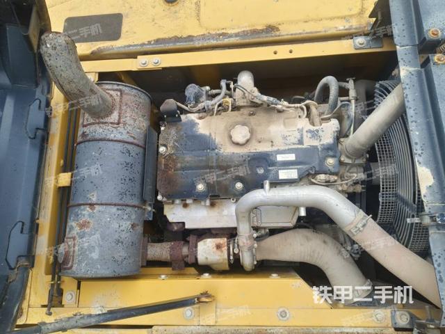 发动机整体俯视（整机外观）