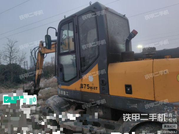 单侧履带整体（整机外观）