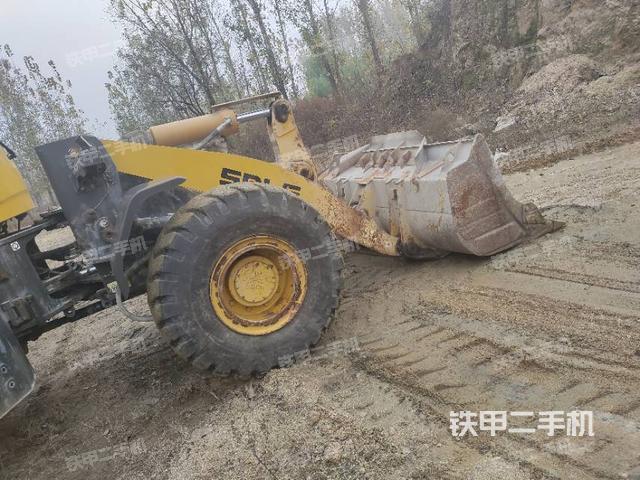 工作装置整体（整机外观及大件）