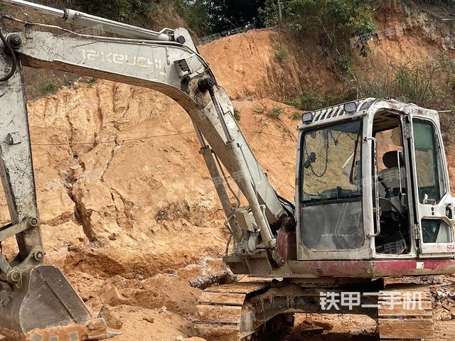 竹内TB175C挖掘机