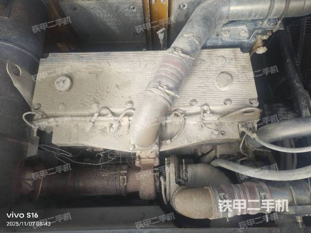 发动机整体俯视（整机外观）