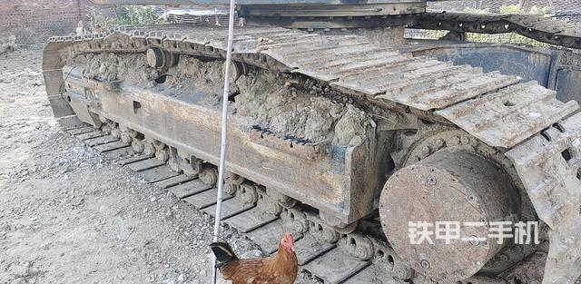 单侧履带整体（整机外观）