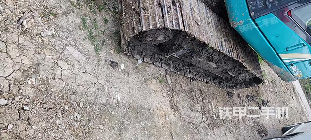 单侧履带整体（整机外观）