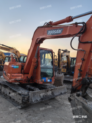 斗山DH80G挖掘機