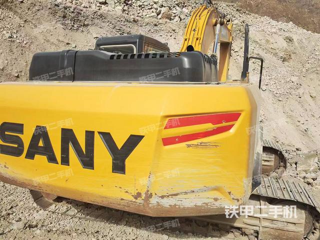 整機右后45°（整機外觀）