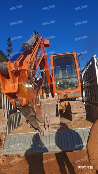 斗山DX75-9CN PLUS挖掘机实拍图片