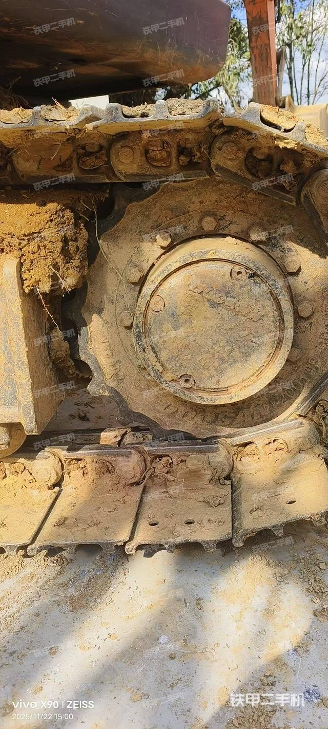 單側(cè)履帶整體（整機外觀）