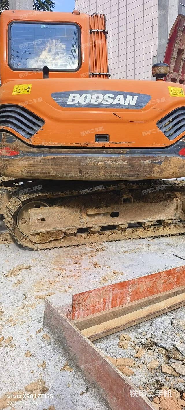 整機右后45°（整機外觀）