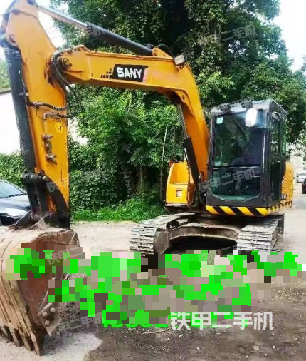 驾驶室整体（整机外观）