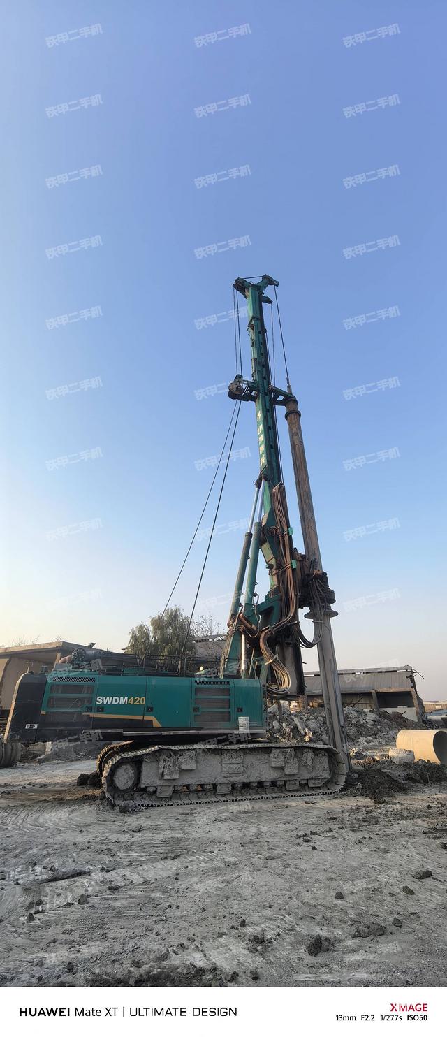 整机右侧（设备外观及核心部件）