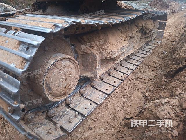 单侧履带整体（整机外观）