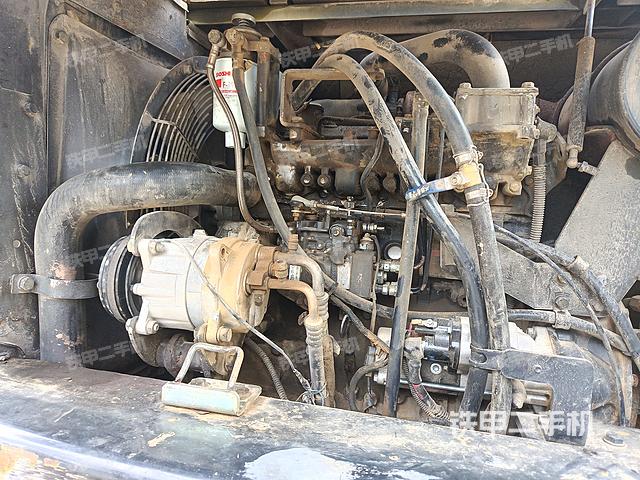 发动机整体俯视（整机外观）