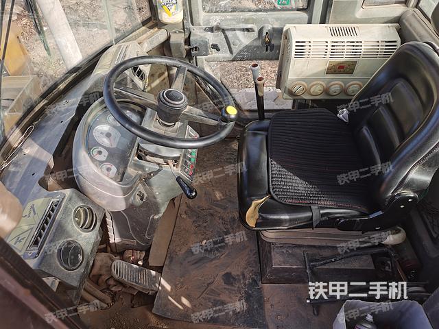 驾驶室工作台（整机外观及大件）