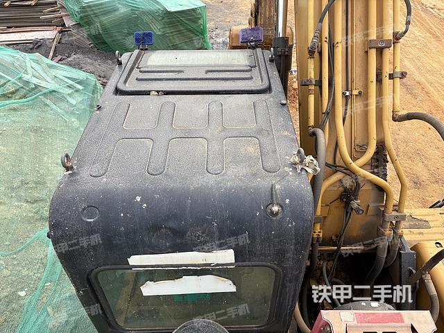 駕駛室頂部（整機(jī)外觀）