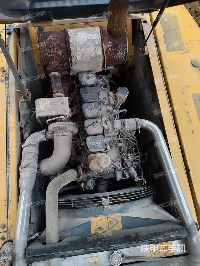 發(fā)動(dòng)機(jī)整體俯視（整機(jī)外觀）