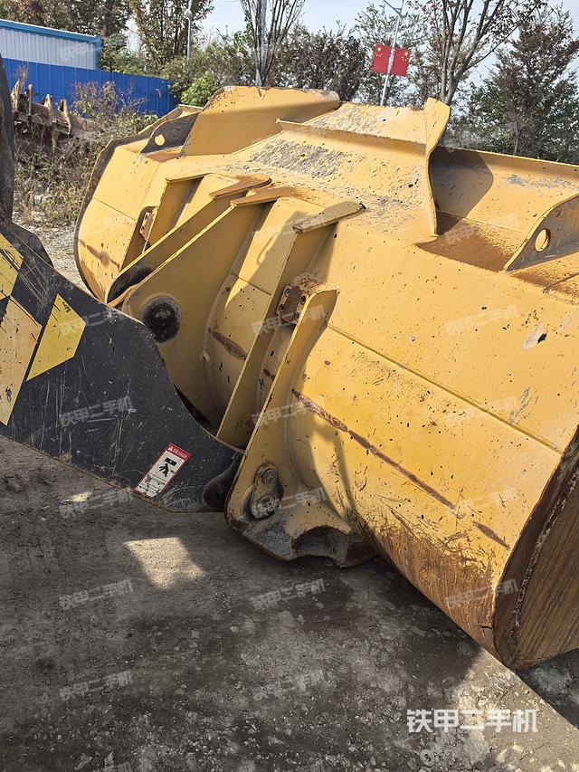 工作装置整体（整机外观及大件）