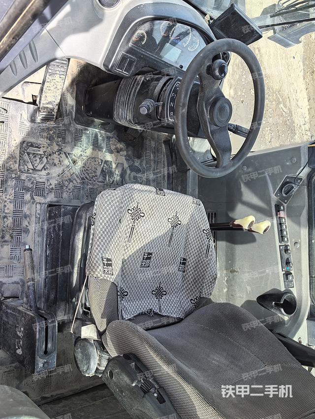 驾驶室工作台（整机外观及大件）