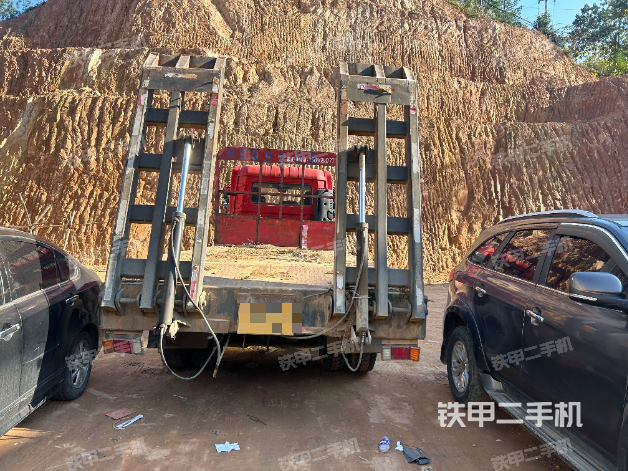 整機右側(cè)（設備外觀及核心部件）