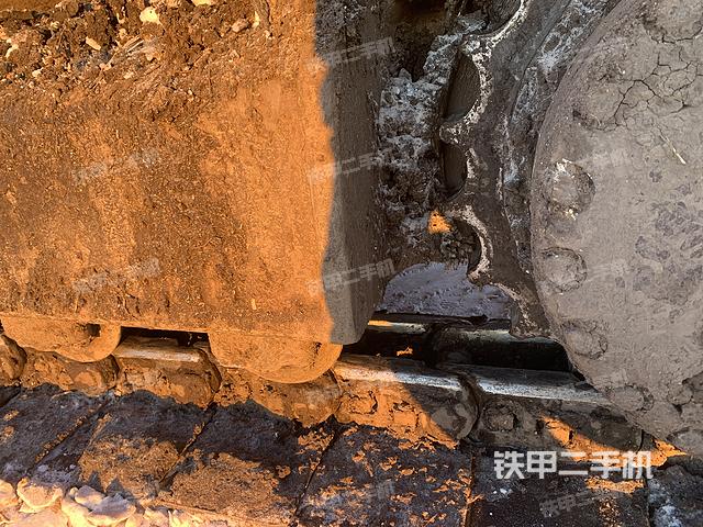 单侧履带整体（整机外观）