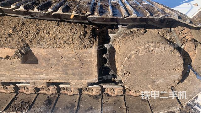 单侧履带整体（整机外观）