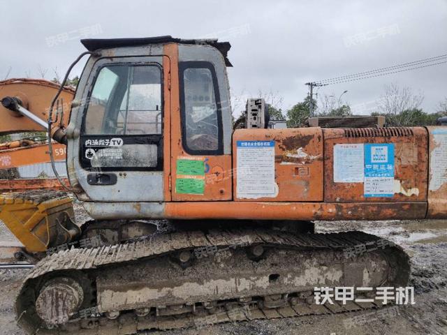 驾驶室整体（整机外观）