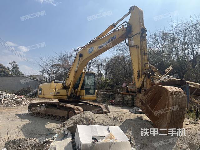 小松PC210-8挖掘機