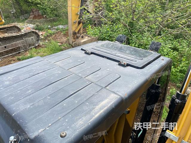 駕駛室頂部（整機(jī)外觀）