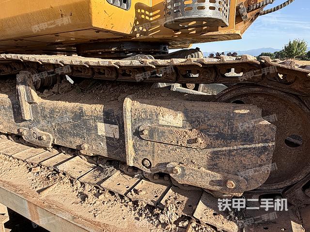 单侧履带整体（整机外观）